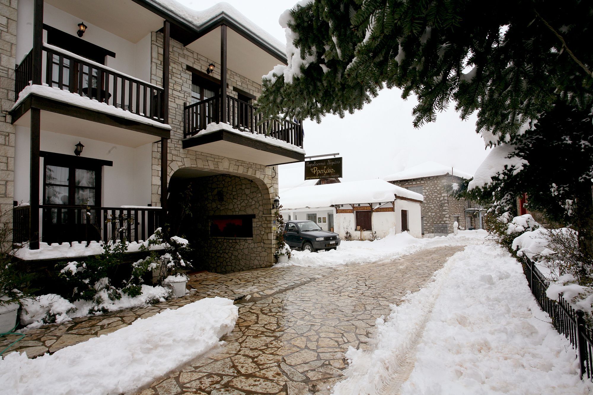 Aparthotel Fretzato Eláti Exterior foto